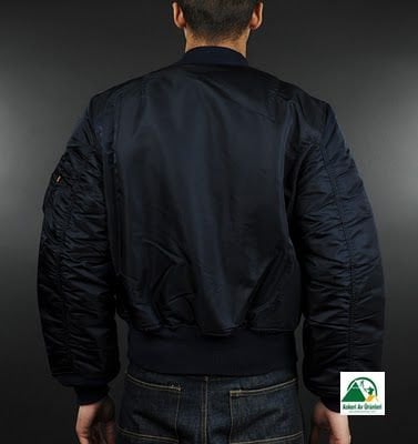 Amerikan Siyah Pilot Montu