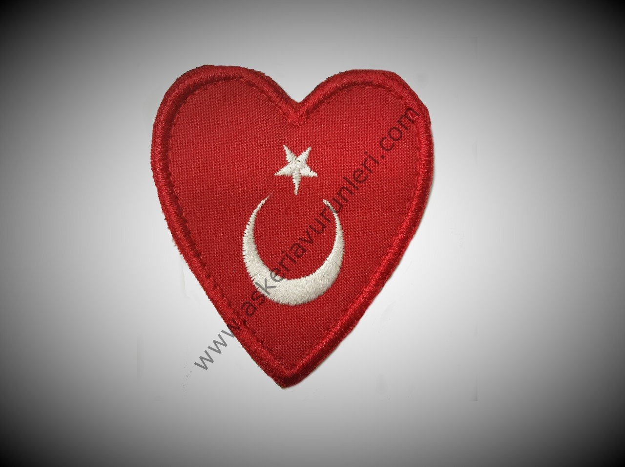 Kalpli Türk Bayrağı Arması